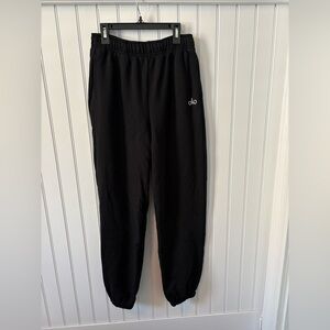 ALO Yoga womans Black Logo Sweatpants